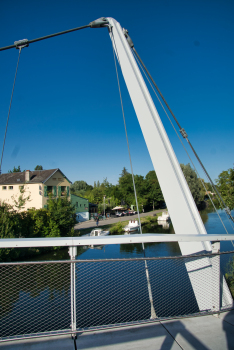 L'Hortillonne Footbridge 