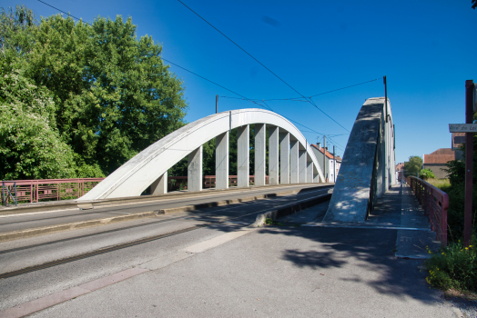 Renaissance Bridge