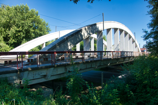 Renaissance Bridge