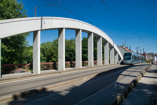 Renaissance Bridge