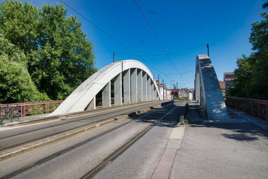 Renaissance Bridge