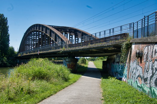 Pont ferroviaire de la Bleuse Borne