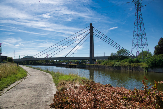 Metrobrücke Marchienne-au-Pont