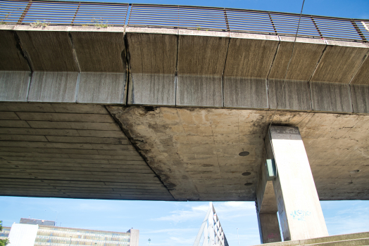 U-Bahnhof La Villette und Sambrebrücke