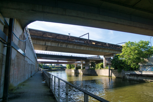 U-Bahnhof La Villette und Sambrebrücke