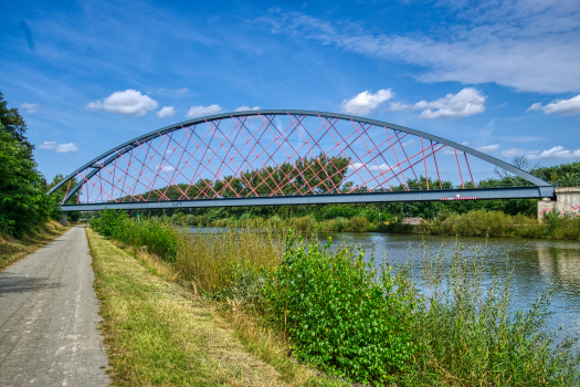 Eisenbahnüberführung Florabrücke