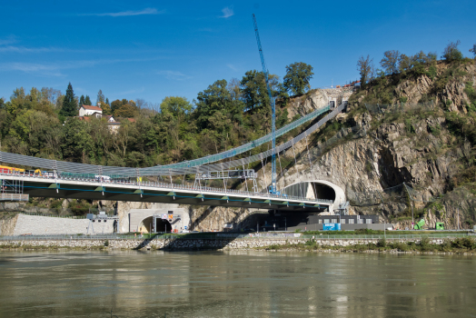 Pont de la vallée du Danube