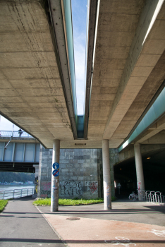 Passerelle du Ars Electronica Center