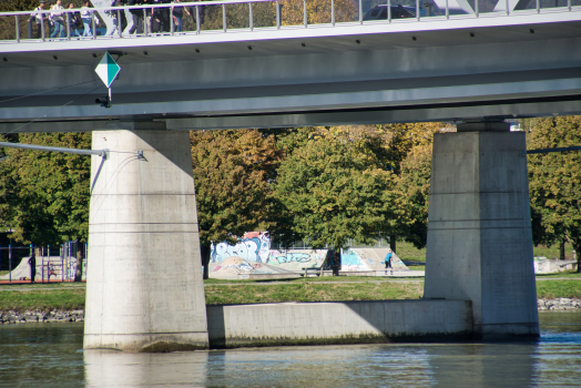 Linzer Eisenbahnbrücke