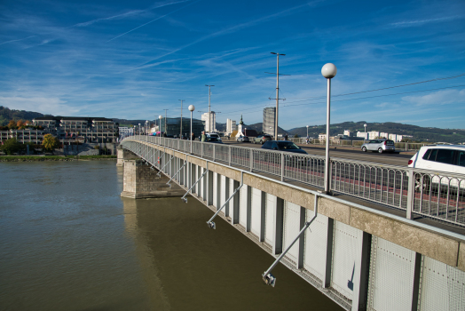 Nibelungenbrücke