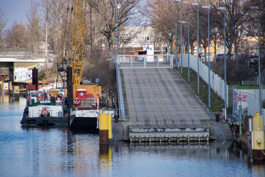 Roll-on/roll-off Ramp