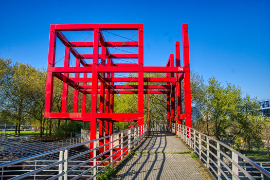 Folie du bout du monde (Parc de la Villette)