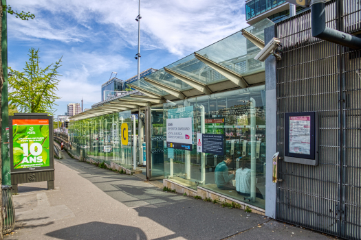 Gare du Boulevard Victor - Pont du Garigliano