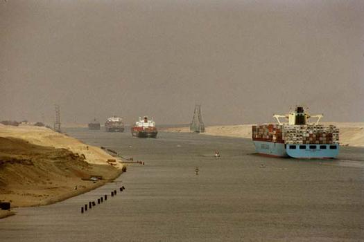 Pont tournant d'El-Ferdan, Canal de Suez, Egypte