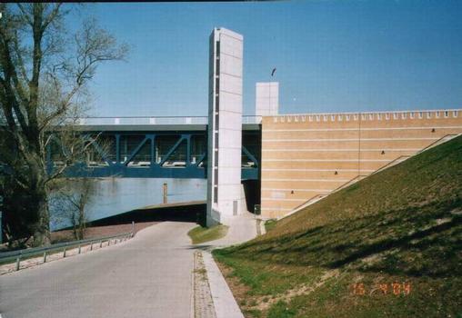 Kanalbrücke MagdeburgWiederlager Ost