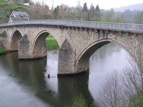 Pont Notre Dame (pont-route), Entraygues sur Truyére, Aveyron