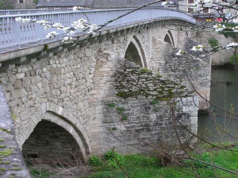 Pont Notre-Dame, Entraygues-sur-Truyère