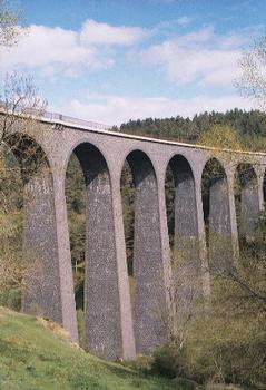 Viaduc d'ArquejolPont rail (désafecté)RauretHaute Loire