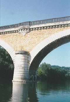 Beynac (pont-rail), Dordogne