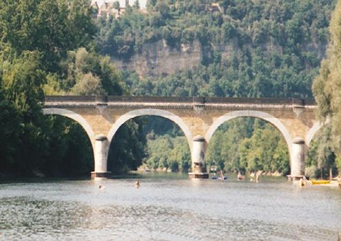 Eisenbahnbrücke Beynac