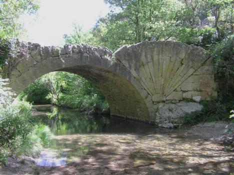 Pont des Vaudois, Lourmarin