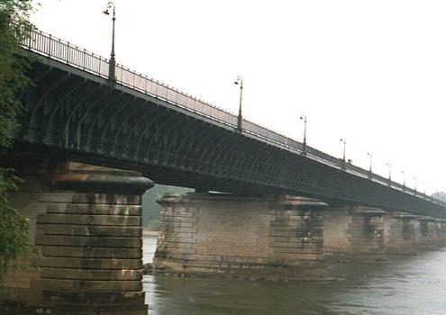 Briare Canal Bridge (Briare, 1896)