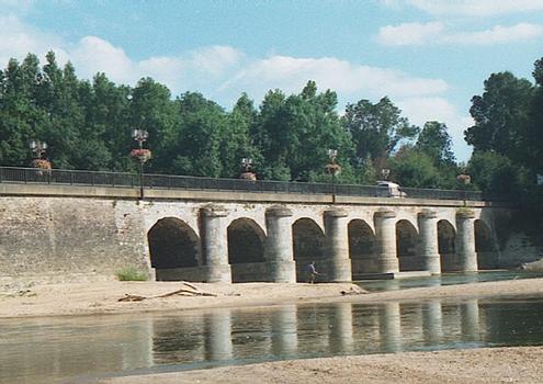 Les Ponts de Cé (pont-route), Angers, Maine et Loire