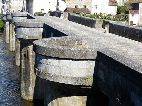 Pont Vieux, Confolens, Charente
