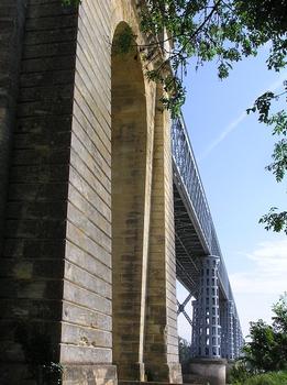 Pont routier, Cubzac-les-Ponts, Gironde