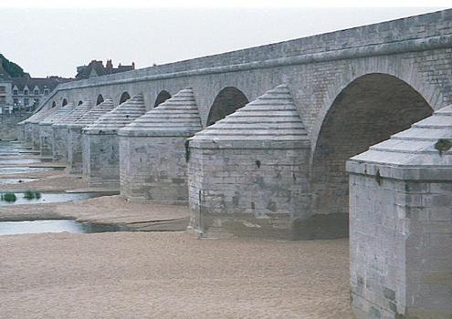 Loirebrücke Gien