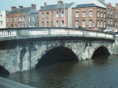 Queen Maeve Bridge, Dublin