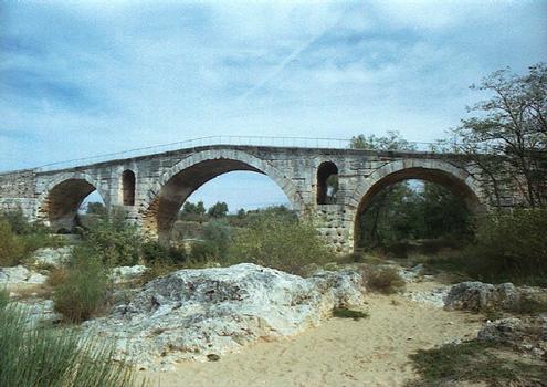 Pont Julien (pont-route), Bonnieux, Vaucluse