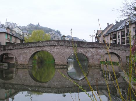 Le Monastère Bridge