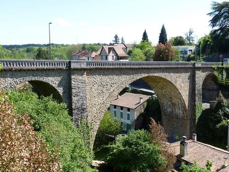 Pont route, Nontron,  45°31'29.86"N    0°39'34.88"E, Dordogne