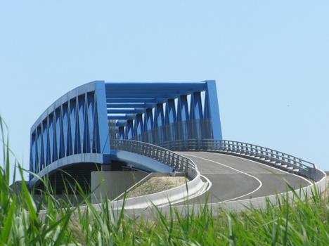 Pont privé du Cavaou (pont-route), Fos sur Mer, Bouches du Rhône