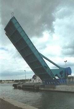 Bascule bridge, Port Saint-Louis