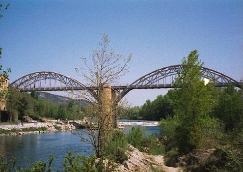 Brücke in Salavas, Frankreich