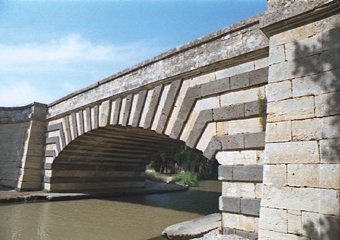 Pont du Sommail, Sallèles-d'Aude
