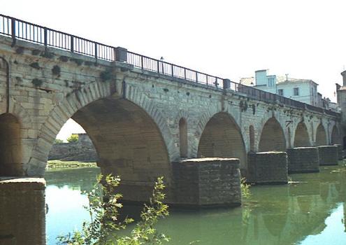 Pont Romain (pont-route), Sommières, Gard