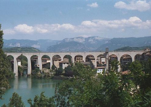 Aquädukt in Saint-Nazaire-en-Royans