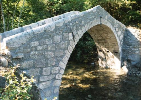 Pont romainPont route (chemin)ThônesHaute Savoie