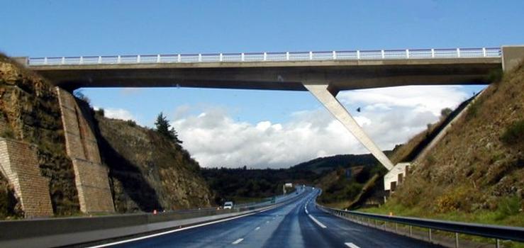 Autoroute A75 – Pont monobéquille à Lamothe