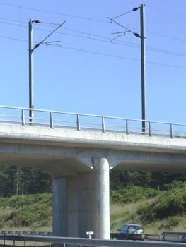 Autoroute A77 - Pont-rail de Boismorand - Un piedroit du cadre