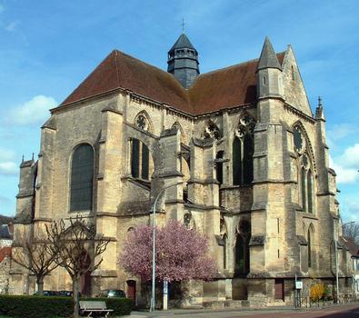 Essômes-sur-Marne - Eglise Saint-Ferréol - Nef et transept