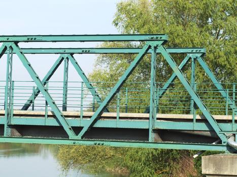 Passy-sur-Marne Bridge