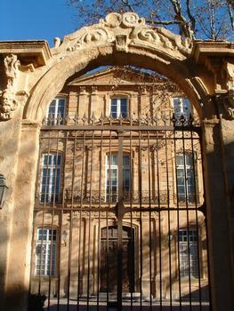 Aix-en-Provence - Hôtel de Caumont - 3 rue Joseph-Cabassol - Portail à carrosses