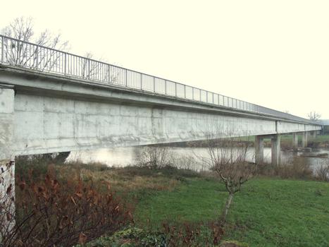 Pont de Morat sur l'Allier