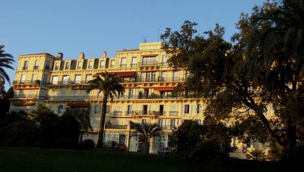 Cannes - Villa Bellevue (ancien hôtel Belle-vue)