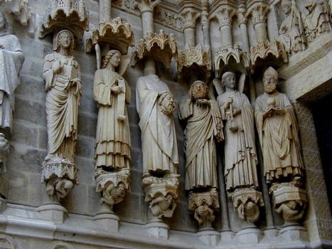 Cathédrale Notre-Dame d'Amiens.Portail Saint-Firmin - Saints -gauche