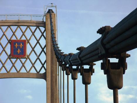 Ancenis - Pont suspendu - Ancrage des suspentes sur le câble porteur